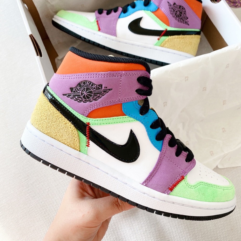 Women air jordan 1 mid size 7 - Picture 2 of 7